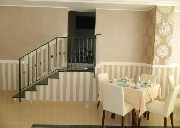 Hotel Inn ホテル 4*