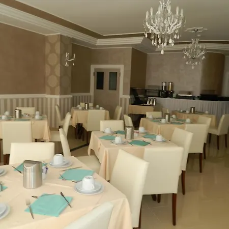 Hotel Inn 4* Giardini-Naxos