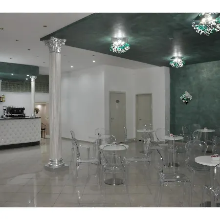 Hotel Inn 4* Giardini-Naxos