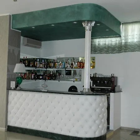 Hotel Inn 4*